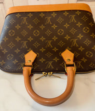 Load image into Gallery viewer, PRELOVED Louis Vuitton Alma PM
