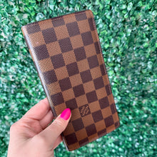 Load image into Gallery viewer, Louis Vuitton Damier Ebene Brazza Wallet
