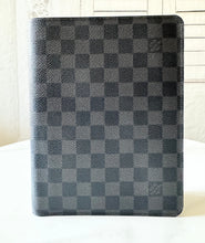 Load image into Gallery viewer, PRELOVED Louis Vuitton Damier Graphite Desk Agenda
