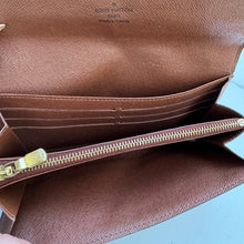 Load image into Gallery viewer, Louis Vuitton Monogram Sarah Wallet
