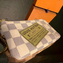 Load image into Gallery viewer, Louis Vuitton Damier Azur Complice Trunks &amp; Bags Key Pouch
