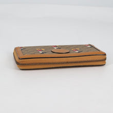 Load image into Gallery viewer, GUCCI X DISNEY GG Supreme Monogram Mickey Mouse Zip Around Wallet
