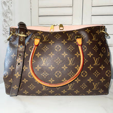 Load image into Gallery viewer, Louis Vuitton Monogram Pallas Tote Rose Ballerine
