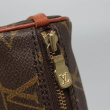 Load image into Gallery viewer, Louis Vuitton Baby Papillon
