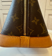 Load image into Gallery viewer, PRELOVED Louis Vuitton Alma PM
