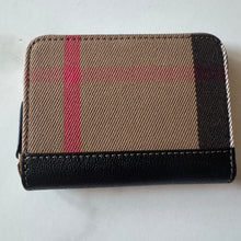 Load image into Gallery viewer, BRAND NEW Burberry Cason Bumbag and Wallet Bundle
