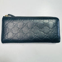 Load image into Gallery viewer, Gucci Black Guccisima Leather Zippy Wallet
