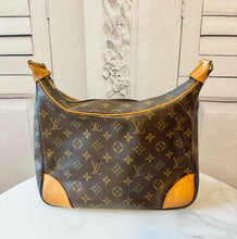 Load image into Gallery viewer, PRELOVED Louis Vuitton Boulogne 30
