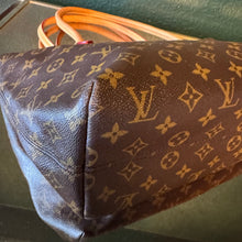 Load image into Gallery viewer, Louis Vuitton Monogram Raspail MM
