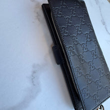 Load image into Gallery viewer, GUCCI Guccisima Leather Monogram Zippy Wallet
