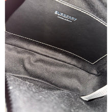 Load image into Gallery viewer, BRAND NEW Burberry Paddy Crossbody
