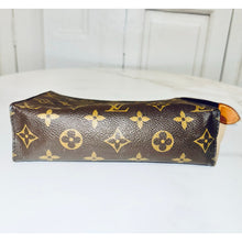 Load image into Gallery viewer, Louis Vuitton Toiletry Pouch 19 SL0928
