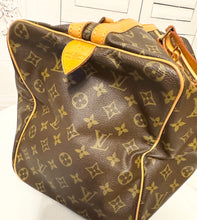 Load image into Gallery viewer, PRELOVED Louis Vuitton Monogram Sac Souple 45
