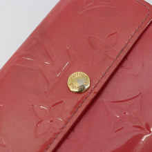 Load image into Gallery viewer, Louis Vuitton Vernis Rosepop Ludlow Wallet
