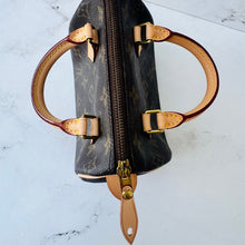 Load image into Gallery viewer, Louis Vuitton Monogram Speedy 18 Japon '88
