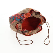 Load image into Gallery viewer, HERMES Silk Barenia Carre en Cravates Fourbi 25
