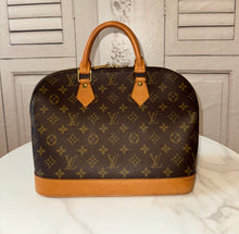 Load image into Gallery viewer, PRELOVED Louis Vuitton Alma PM
