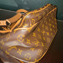 Load image into Gallery viewer, Louis Vuitton Monogram Tikal GM
