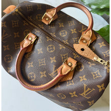 Load image into Gallery viewer, Louis Vuitton Monogram Speedy 30
