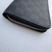 Load image into Gallery viewer, Louis Vuitton Damier Graphite Zippy Vertical Wallet
