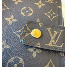 Load image into Gallery viewer, Louis Vuitton Monogram Large Ring Agenda
