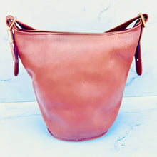 Load image into Gallery viewer, COACH Vintage Glove-Tanned Sac Bucket Hobo Bag
