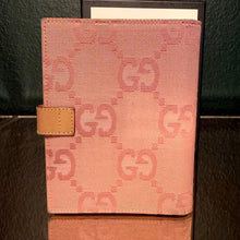 Load image into Gallery viewer, GUCCI Small Ring Agenda
