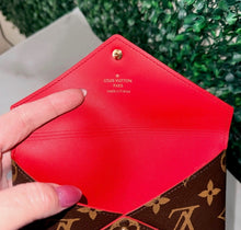 Load image into Gallery viewer, Louis Vuitton Monogram Medium Kirigami Pochette
