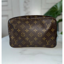 Load image into Gallery viewer, Louis Vuitton Monogram Trousse Toilette 23

