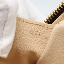 Load image into Gallery viewer, Louis Vuitton Trousse Toiletry 19

