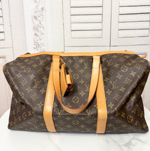 Load image into Gallery viewer, PRELOVED Louis Vuitton Monogram Sac Souple 45
