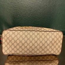 Load image into Gallery viewer, Gucci Supreme GG Canvas Courrier Soft Tote
