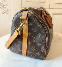 Load image into Gallery viewer, Louis Vuitton Monogram Speedy Bandouliere 30

