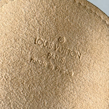 Load image into Gallery viewer, Louis Vuitton Monogram Etui a Lunettes Rabat Sunnies/ Eyeglass Case
