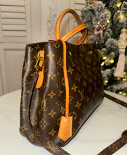 Load image into Gallery viewer, PRELOVED Louis Vuitton Monogram Montaigne MM
