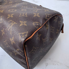 Load image into Gallery viewer, Louis Vuitton Monogram Speedy 25
