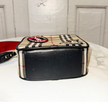 Load image into Gallery viewer, PRELOVED Burberry Kid&#39;s Camera Bag
