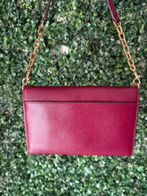 Load image into Gallery viewer, Tory Burch Carter Chain Wallet Crossbody Garnet
