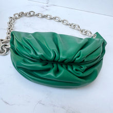 Load image into Gallery viewer, Bottega Veneta Nappa The Belt Chain Pouch Racing Green
