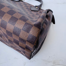 Load image into Gallery viewer, Louis Vuitton Damier Ebene Speedy 25
