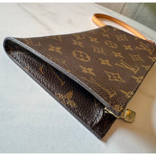 Load image into Gallery viewer, Louis Vuitton Monogram Bucket GM Pouch
