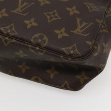 Load image into Gallery viewer, Louis Vuitton Trousse Toiletry 28
