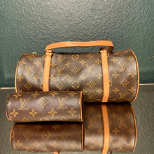 Load image into Gallery viewer, Louis Vuitton Monogram Papillon 30 with Companion Pouch
