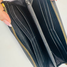 Load image into Gallery viewer, Gucci Black Guccisima Leather Zippy Wallet
