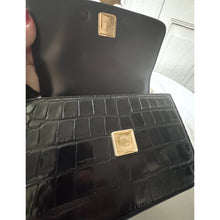 Load image into Gallery viewer, BRAND NEW Tory Burch Bundle: Eleanor Croc Embossed Small Convertible Shoulder Bag and Card Holder
