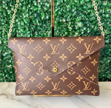 Load image into Gallery viewer, Louis Vuitton Monogram Large Kirigami Pochette
