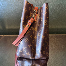 Load image into Gallery viewer, Louis Vuitton Monogram Neonoe MM
