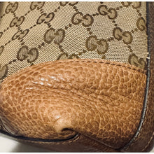 Load image into Gallery viewer, Gucci Medium Miss GG Hobo
