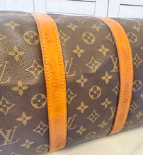 Load image into Gallery viewer, PRELOVED Louis Vuitton Keepall 45
