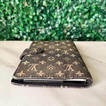 Load image into Gallery viewer, Louis Vuitton Min Lin Monogram Small Ring Agenda
